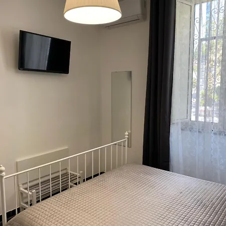 Bed and breakfast Golden Mile 2*