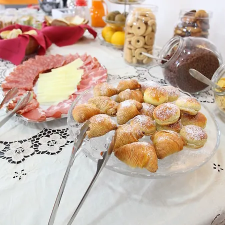 Bed & Breakfast Golden Mile 2*